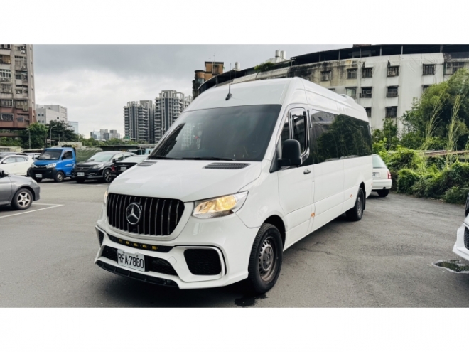 賓士保母車包車